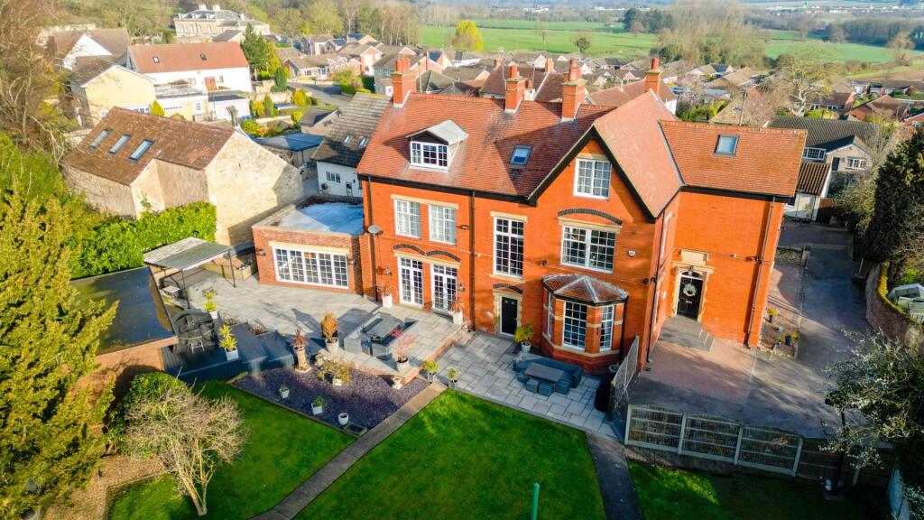 Wadworth House 2.jpg