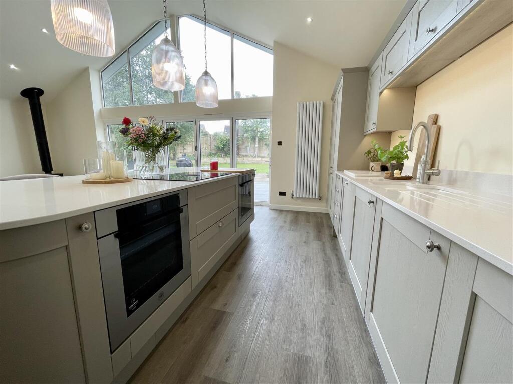 kitchen appliances.jpg