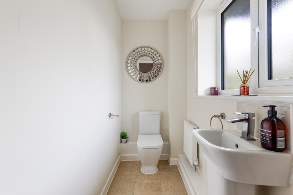 A20 - 3 Clover Close, Paignton - 250917