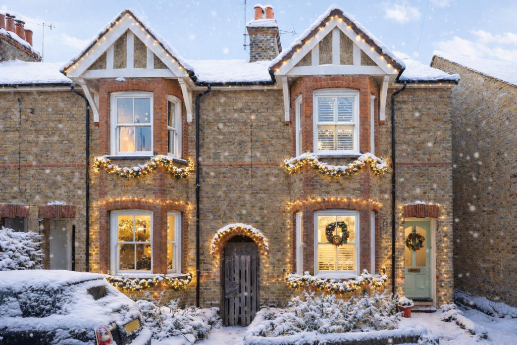 Snowy Front Pic.png