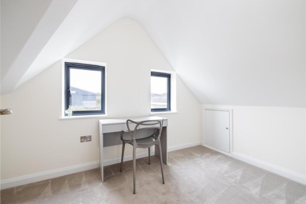 Sewardstone Road E4