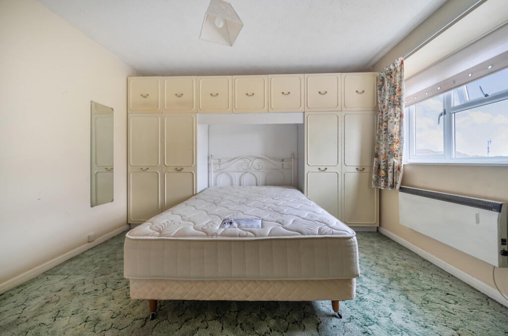 1334299-17-6894bc...