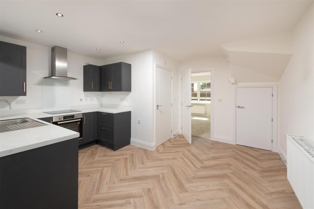 004 Newett_ParsonsGreen__Plot23_Kitchen.jpg