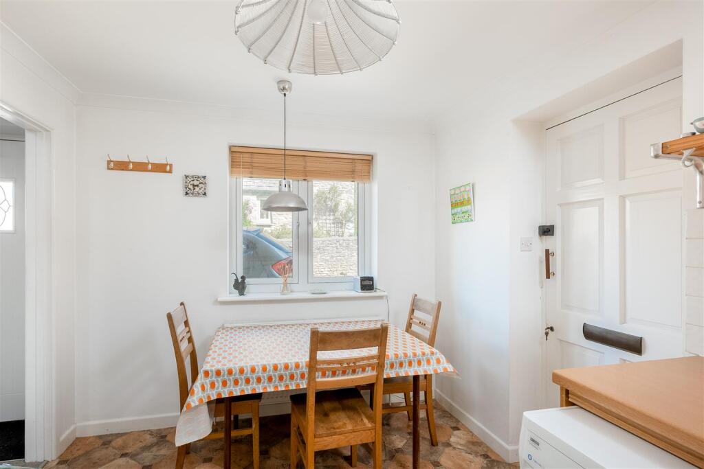 Homend Cottage 1684-6.jpg