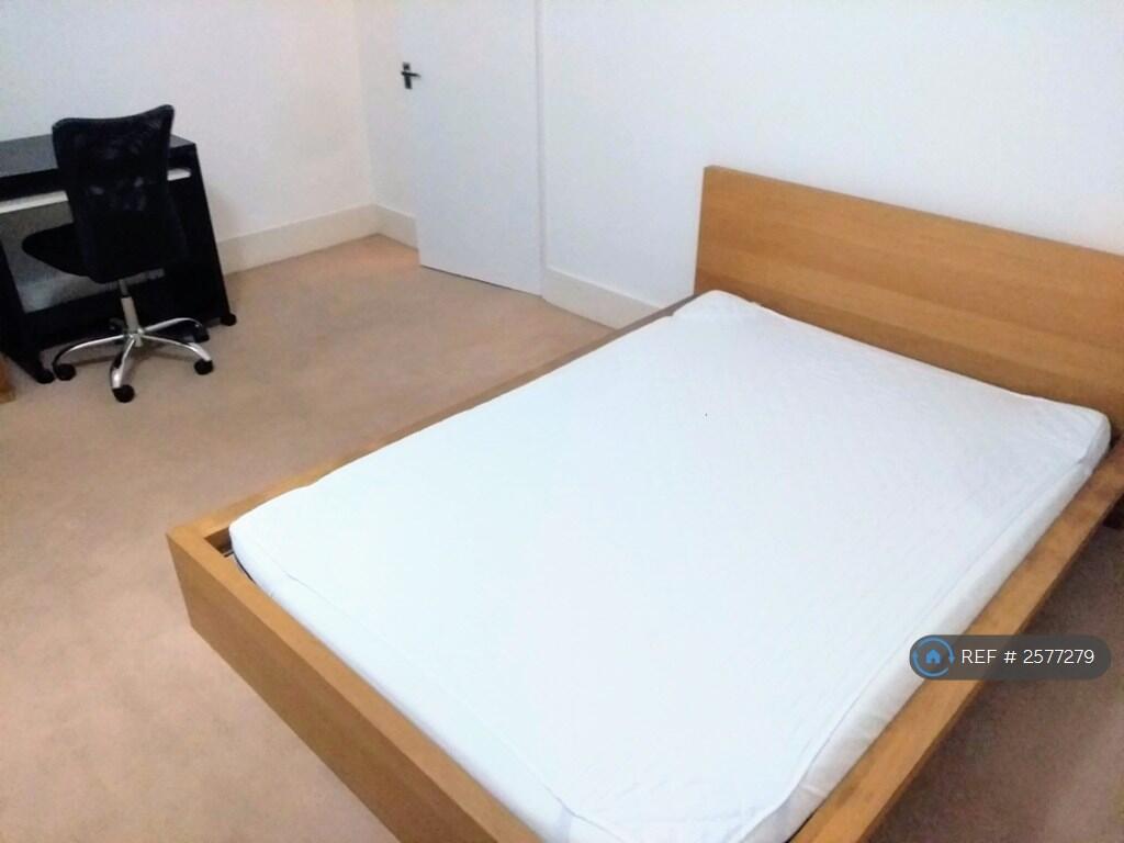 Ff Front Bedroom