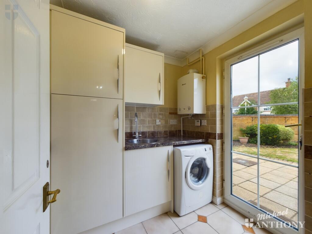 CAM01064G0-PR0419-STILL023