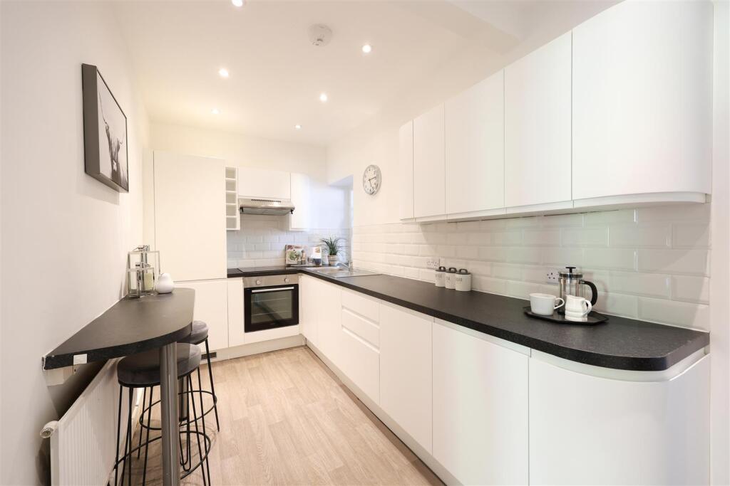 GF 13 Osborne Road 13.jpg