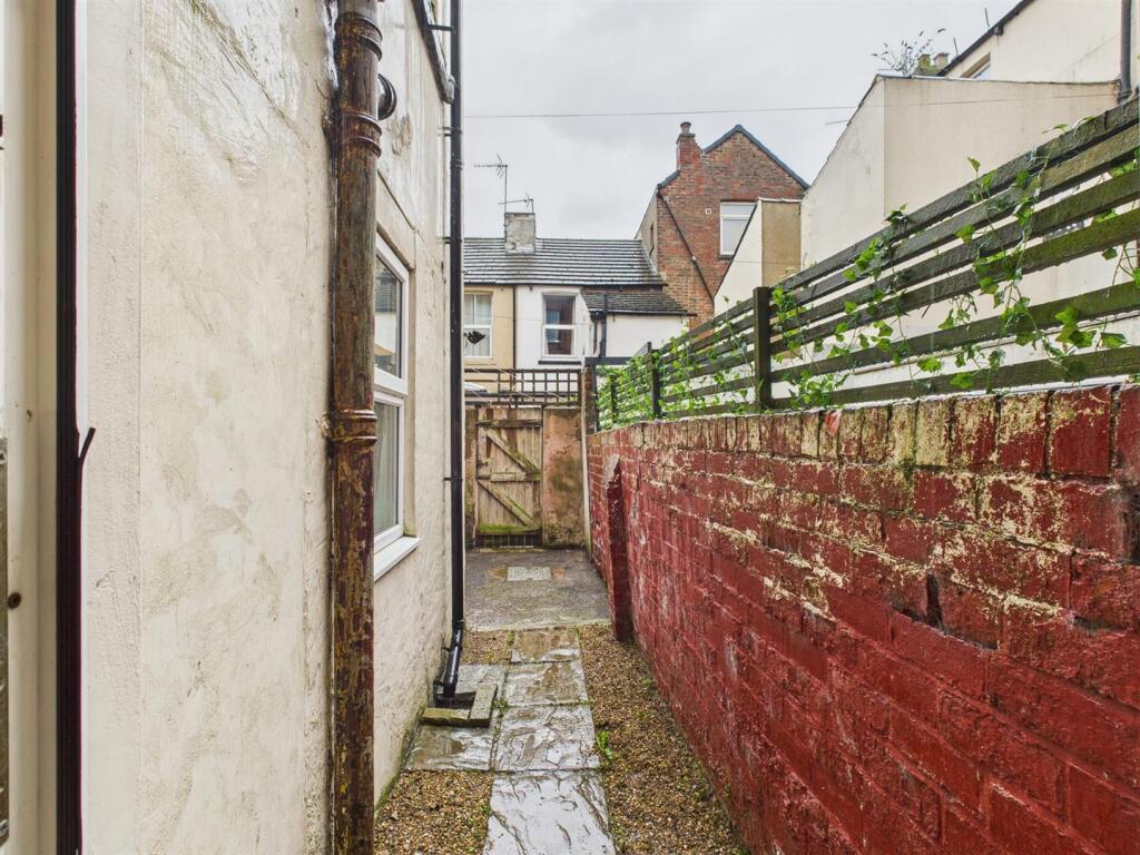 Yard: