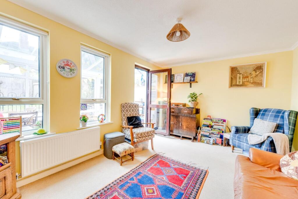 3 - sitting room.jpg