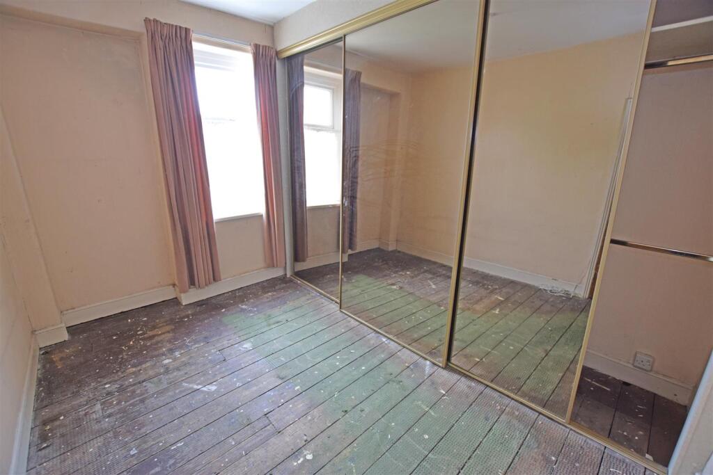 Bedroom2.jpg