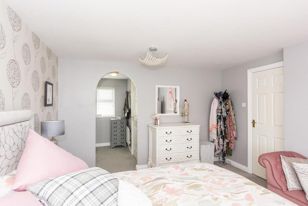Master Bedroom Photo 2