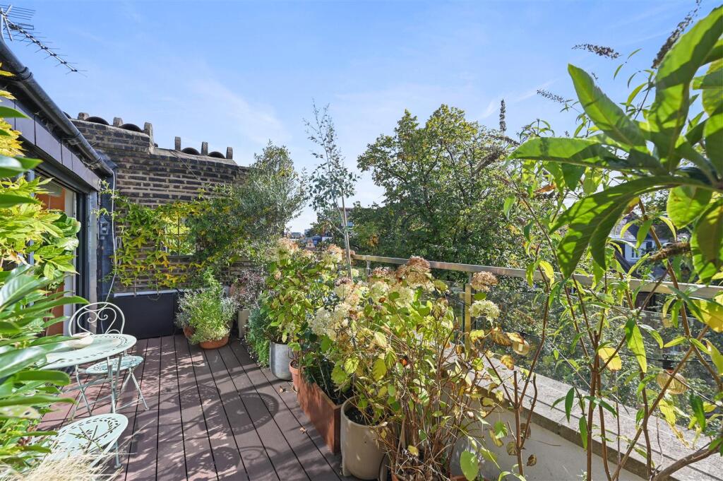 Sinclair Gardens - TerraceA3 (1).JPG