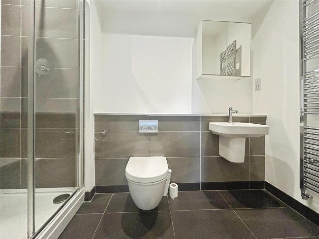 795fdf3a--40D7-8674-77514413DC34-20746-00000F6D3C8