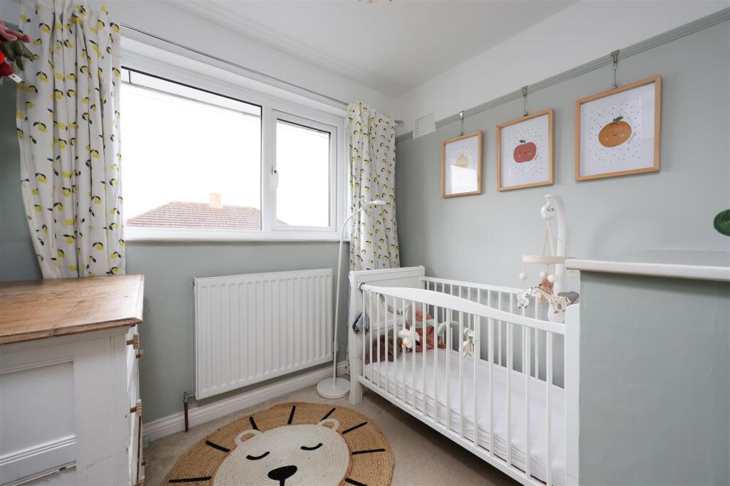 3 Lyndhurst Road 8.JPG