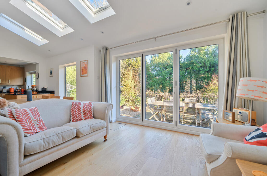 1383909-18-69206a...