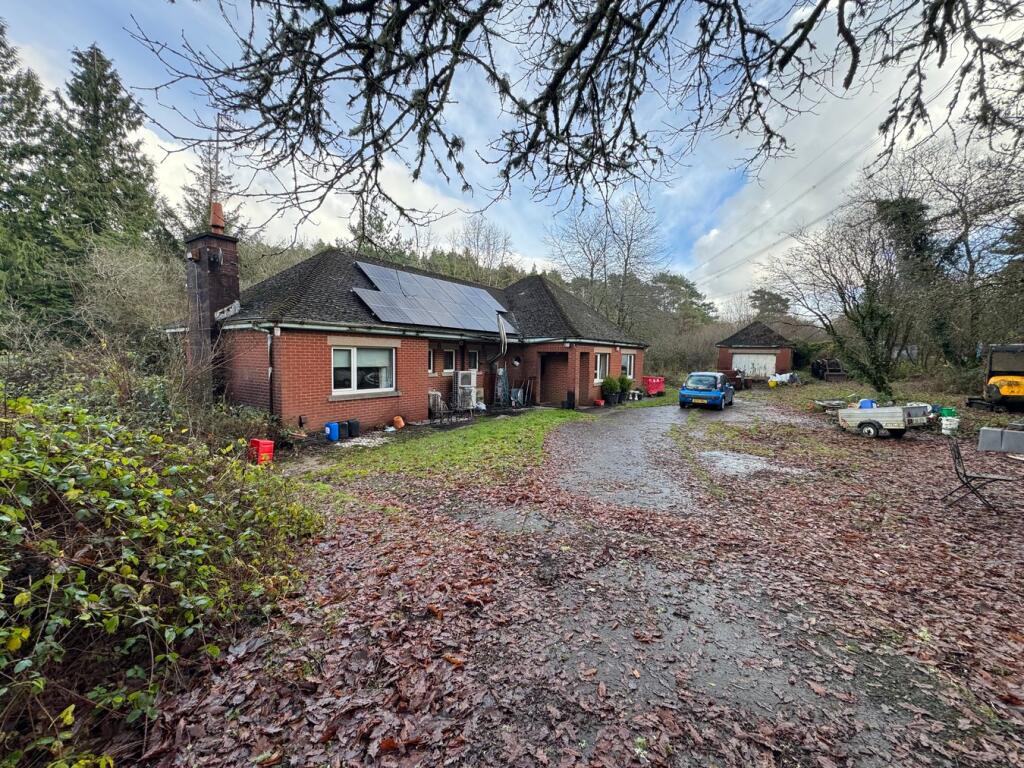 Halt Road, Rhigos, Aberdare, CF44