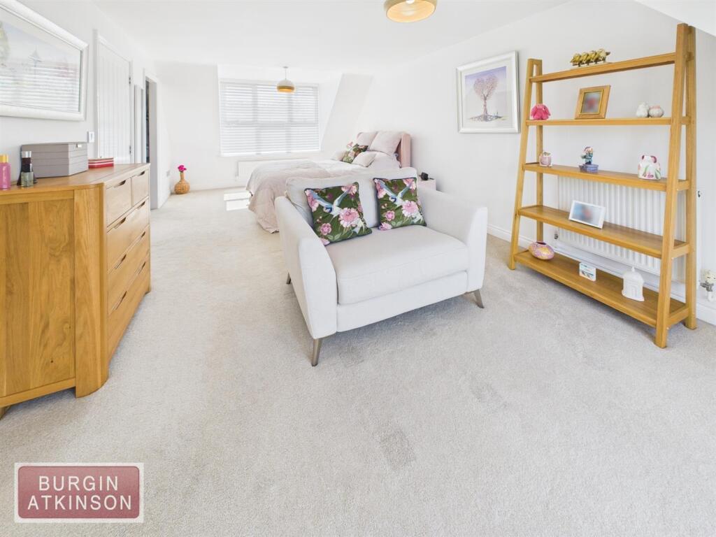 CAM01619G0-PR0154-STILL042 (1).jpg