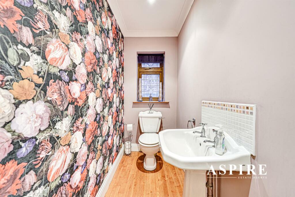 Aspire Estate Agents7.jpg