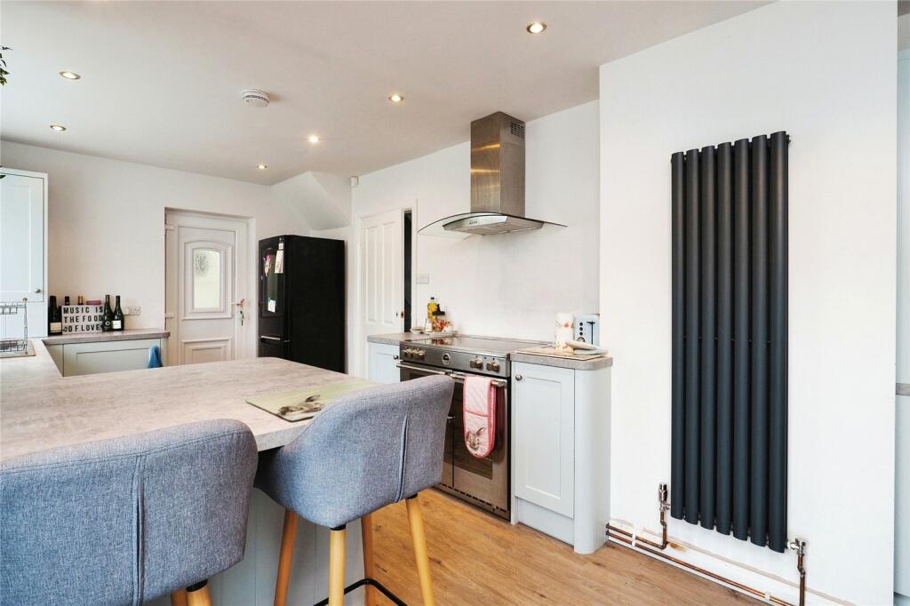 Fitted Kitchen