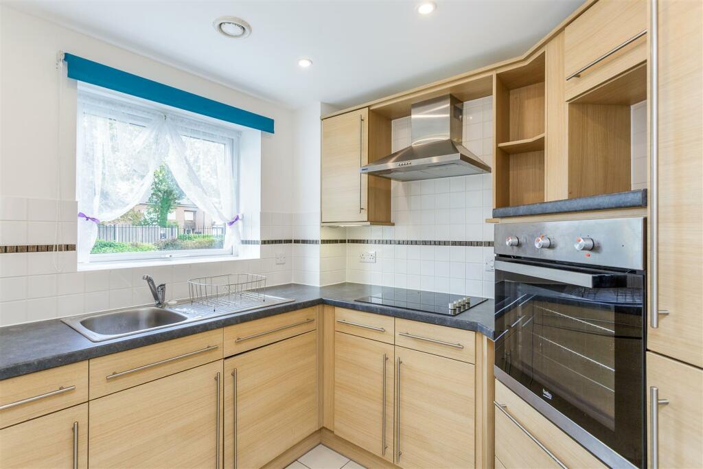 Victory Court- photos (5).jpg