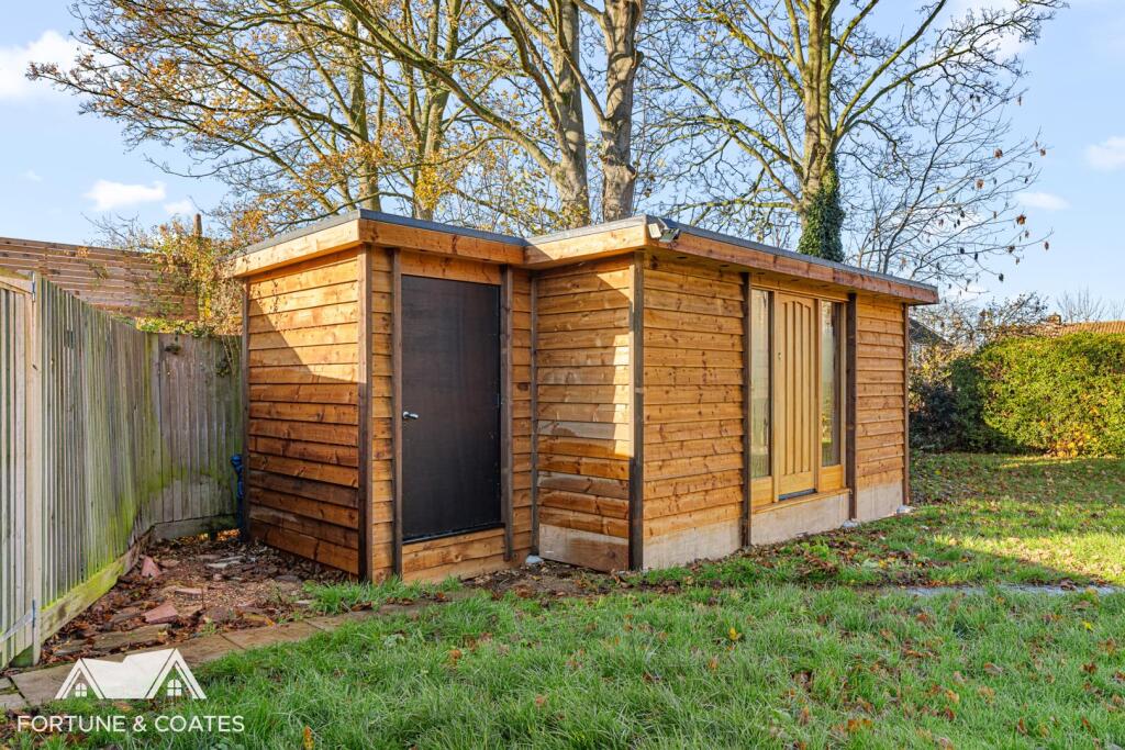 BusheyCroft_21.jpg