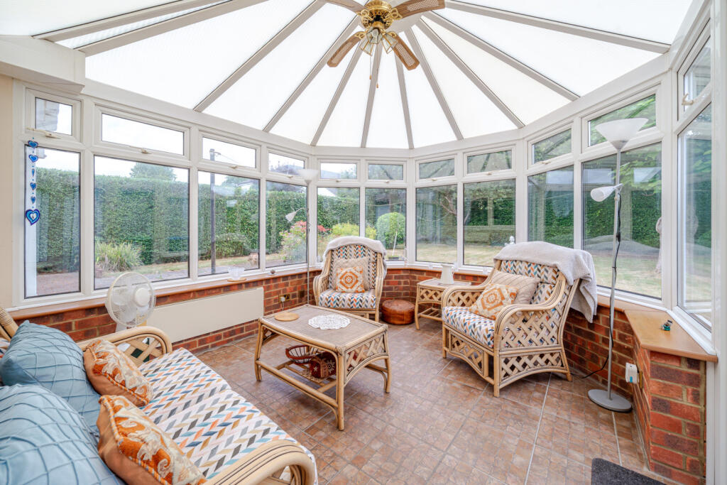 1331566-16-6888c7...