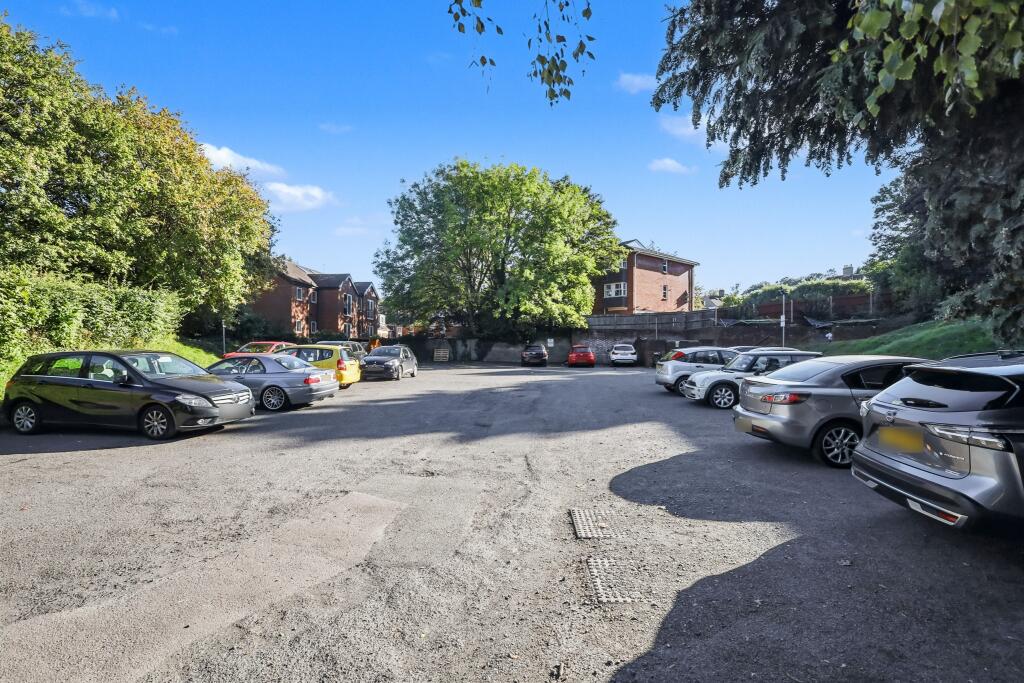 32 Aldwyck Court, Leighton Buzzard Road, Hemel Hempstead, HP1 1SH