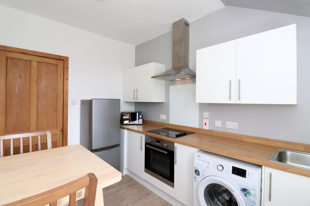 Kitchen Alt