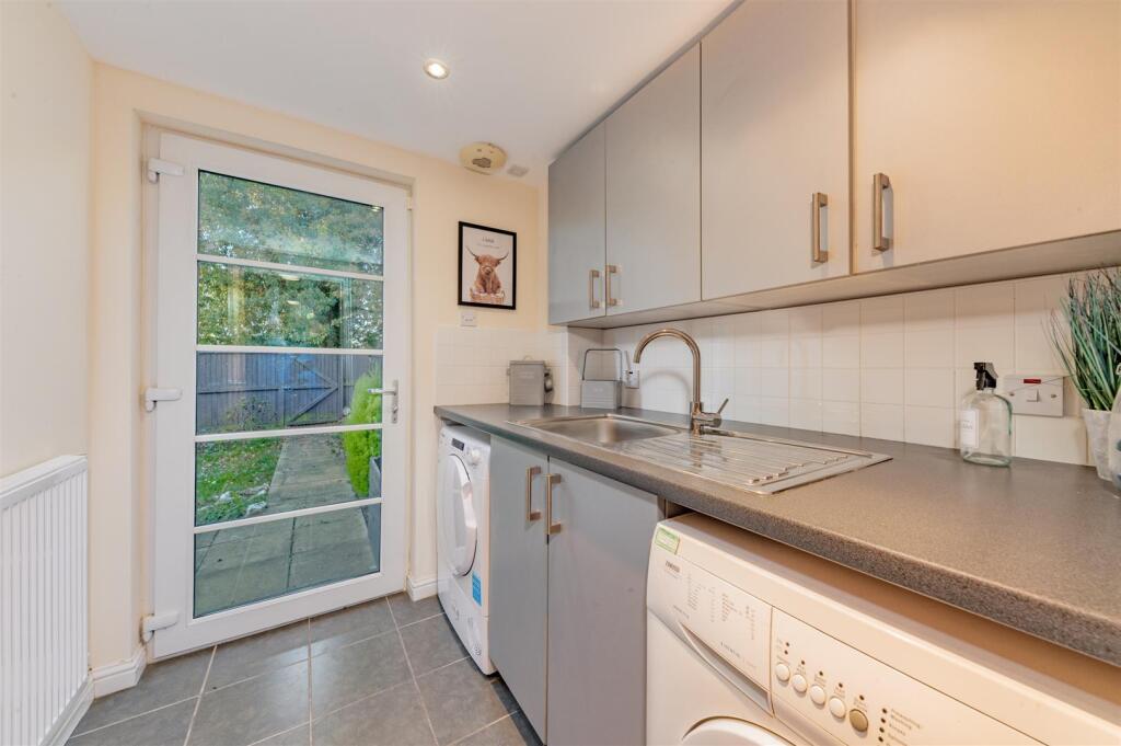 15 Dudhope Gardens Dundee-1.JPG