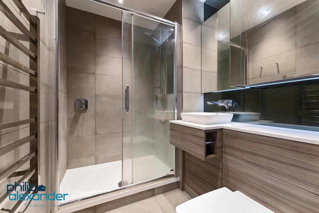 Ensuite Bathroom