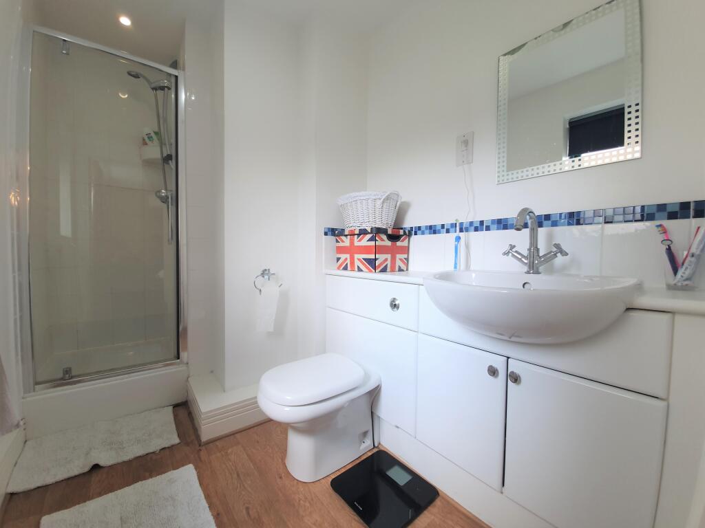 En-suite Bathroom
