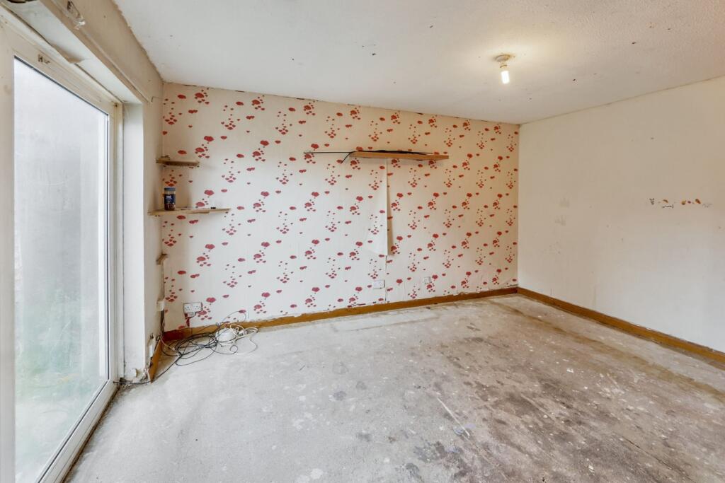 23 Redruth Drive, Mansfield, Nottinghamshire, NG18 4QB