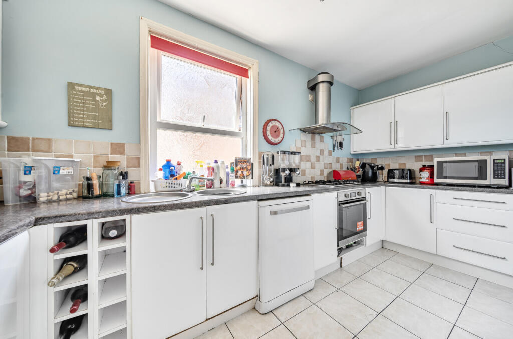 1321379-16-686d5f...