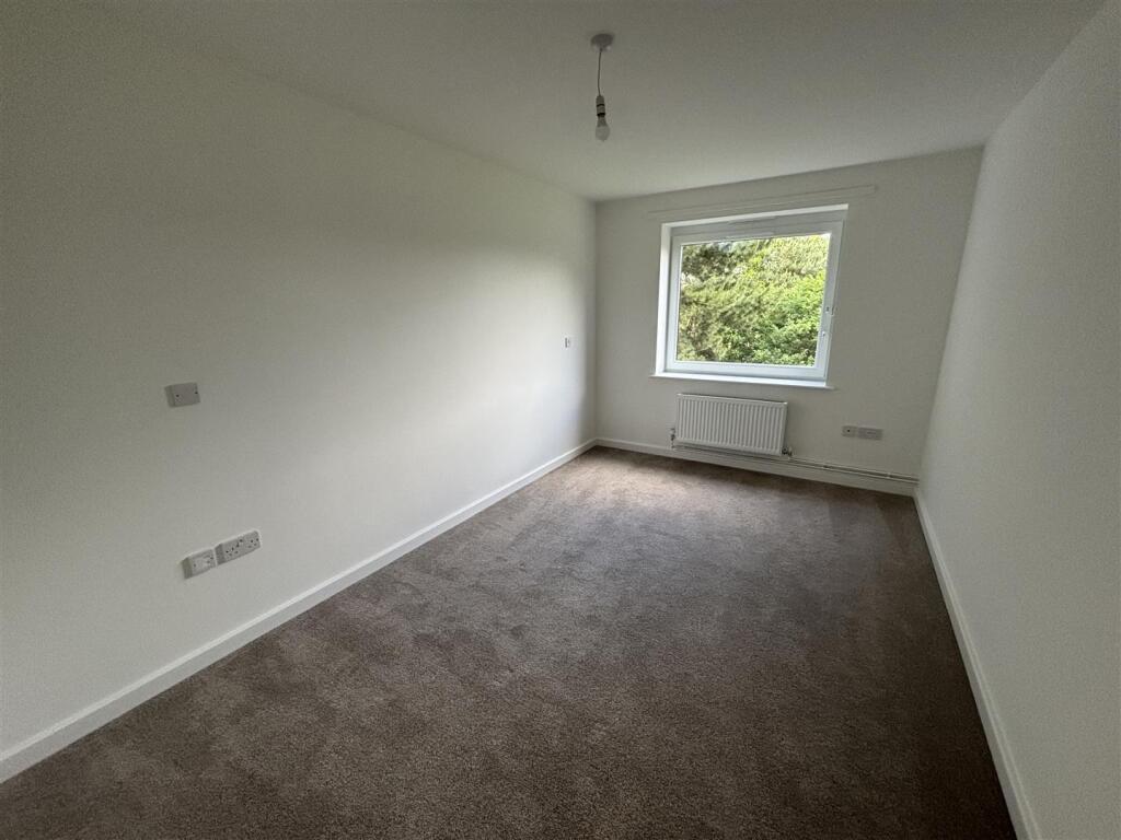 bedroom.jpg