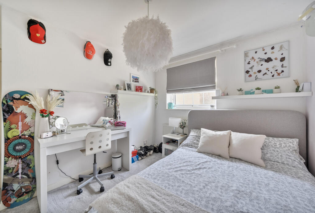 1313597-19-6852d1...