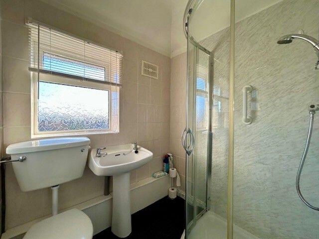 Shower Room/Wc