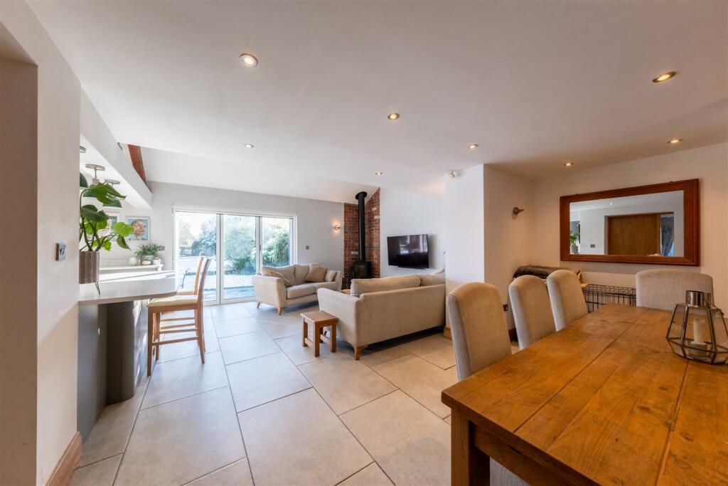 Threshing Barn-013.jpg