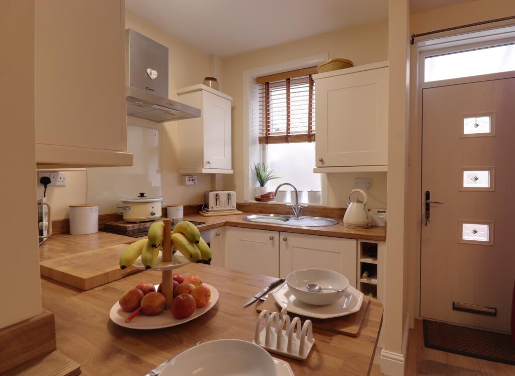 Kitchen 6