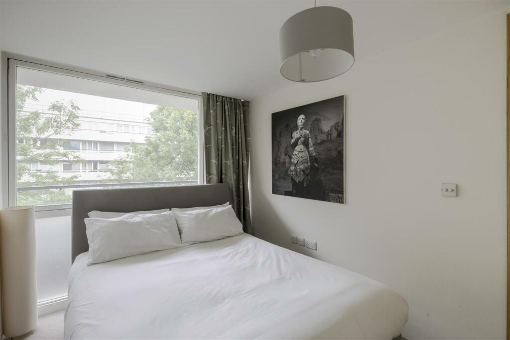 bed-2.jpg