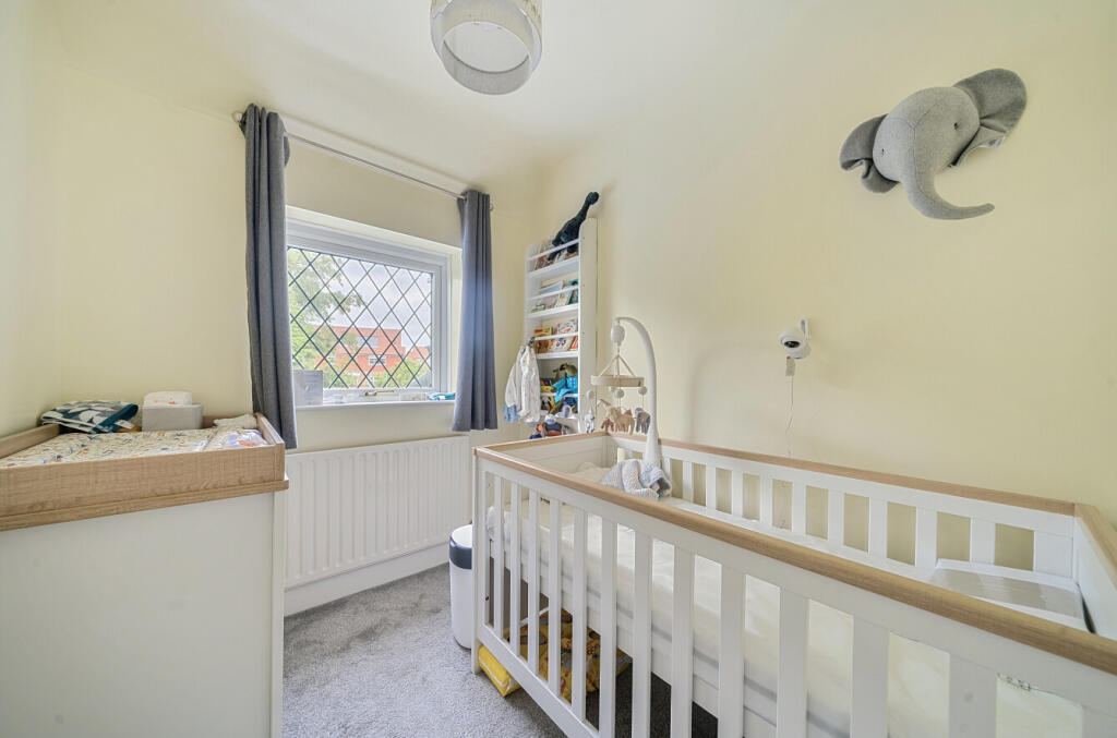 1305320-5-6841c72...