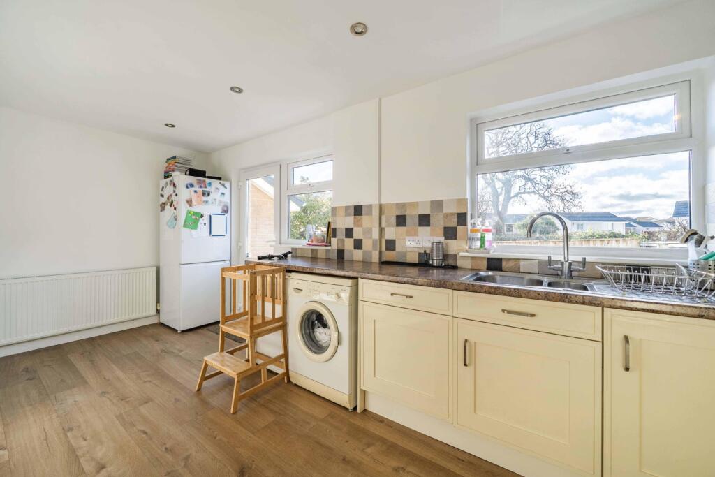 1395480-12-695bcec47cf98