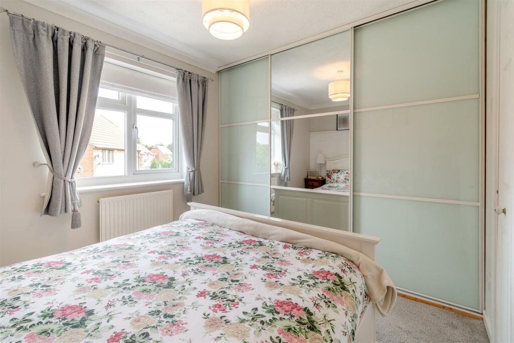 8616413-interior23v2.jpg