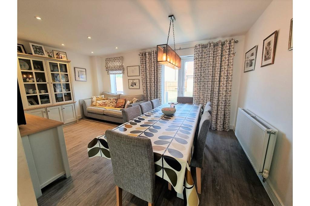 Kitchen/Family Room