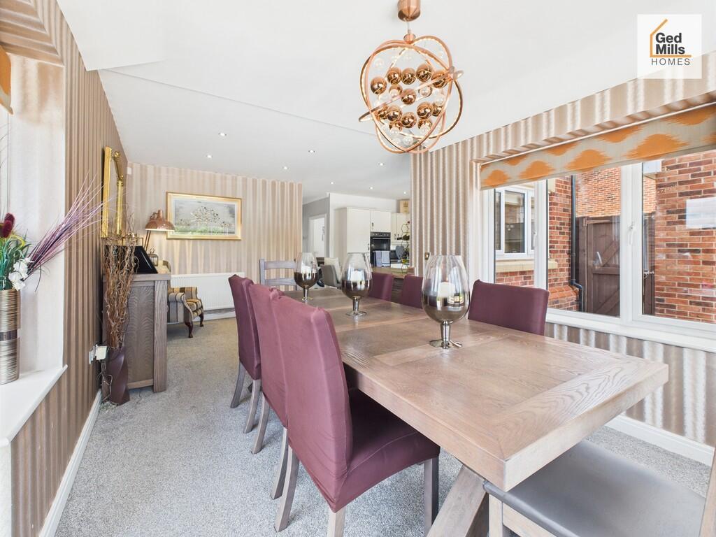 CAM04261G0-PR0070...