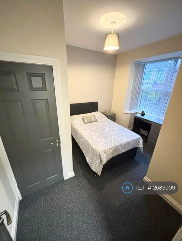 Bedroom 1 - Ground Floor Front