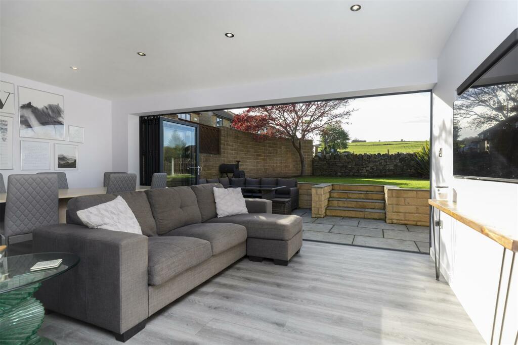 Bramleys Estate Agents - Chadwick Hall Gardens - M