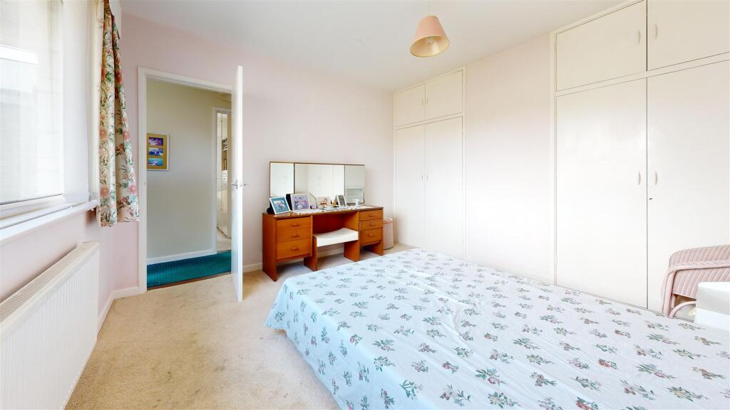Bedroom (49).jpg
