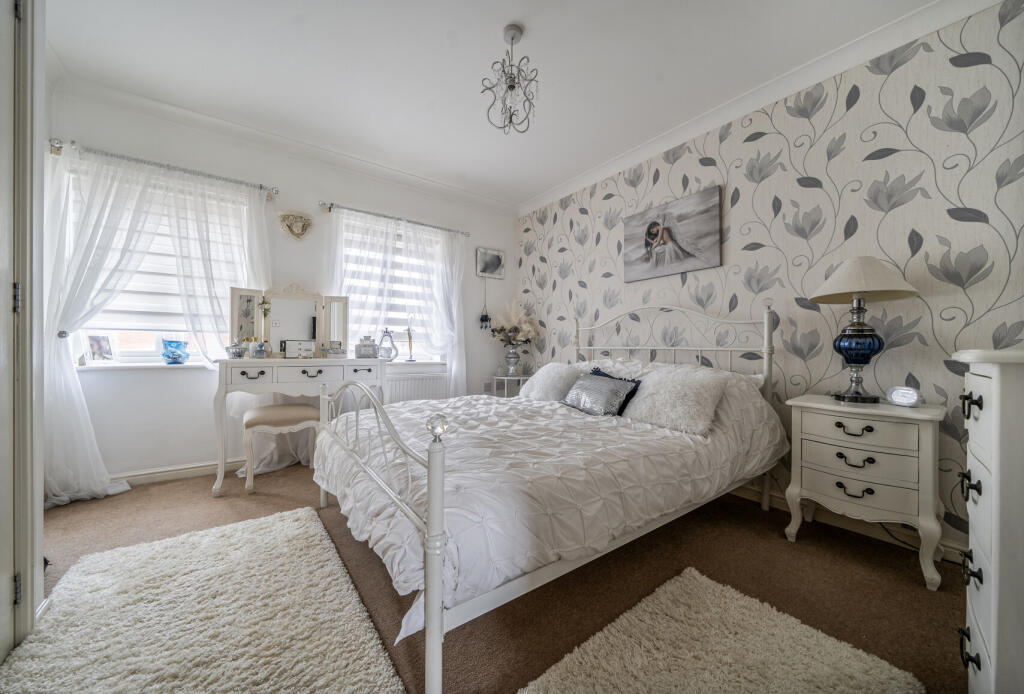 1385604-7-6928639...