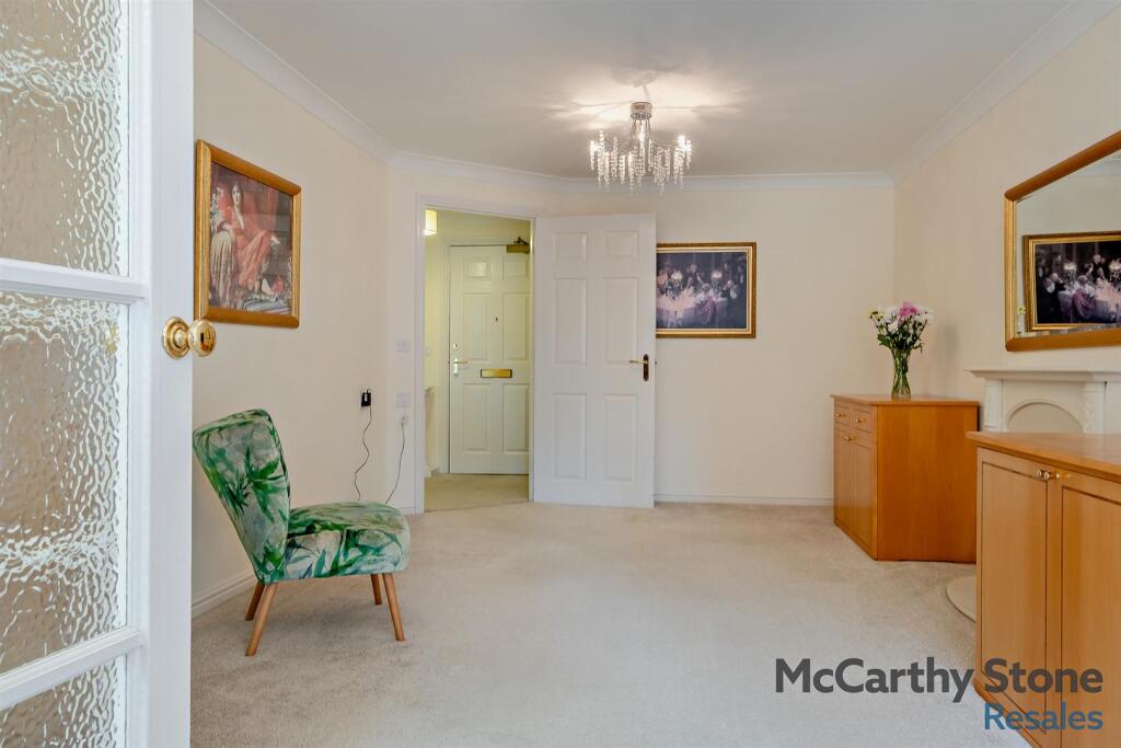 8647651-interior04-800.jpg