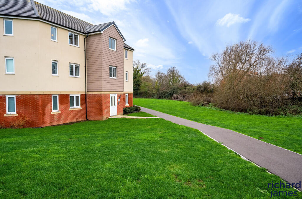 eba51ddcea9940418f2aa6ca45ee3de8